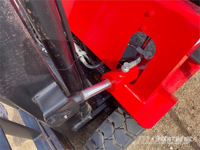  STARVOX CPD-20 4400 lb Electric Forklift (Unused) Electric forklifts