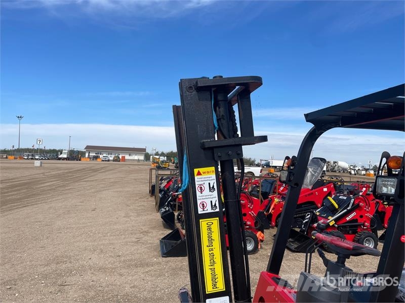  STARVOX CPD-20 4400 lb Electric Forklift (Unused) Electric forklifts
