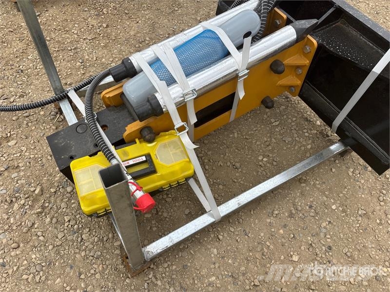 STARVOX SV-BR680 Skid Steer Breaker (Unused) Fejtőgépek