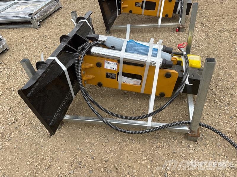 STARVOX SV-BR680 Skid Steer Breaker (Unused) Fejtőgépek