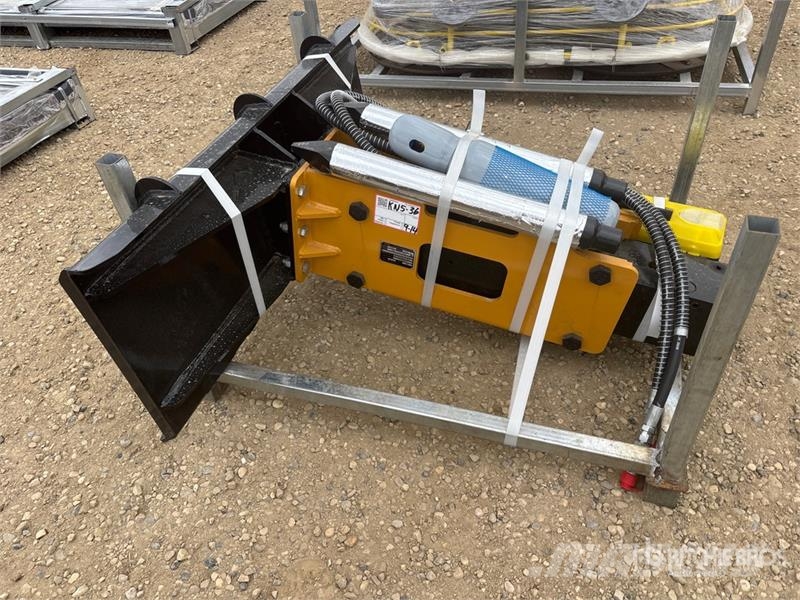  STARVOX SV-BR680 Skid Steer Breaker (Unused) Fejtőgépek