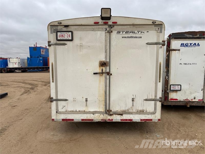 Stealth 34 ft Tri/A Gooseneck Enclosed Trailer Rimorchi cassonati