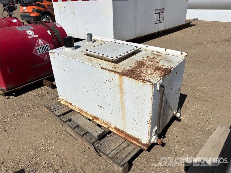 Steel Fuel Tank Nádrže na palivo a aditiva