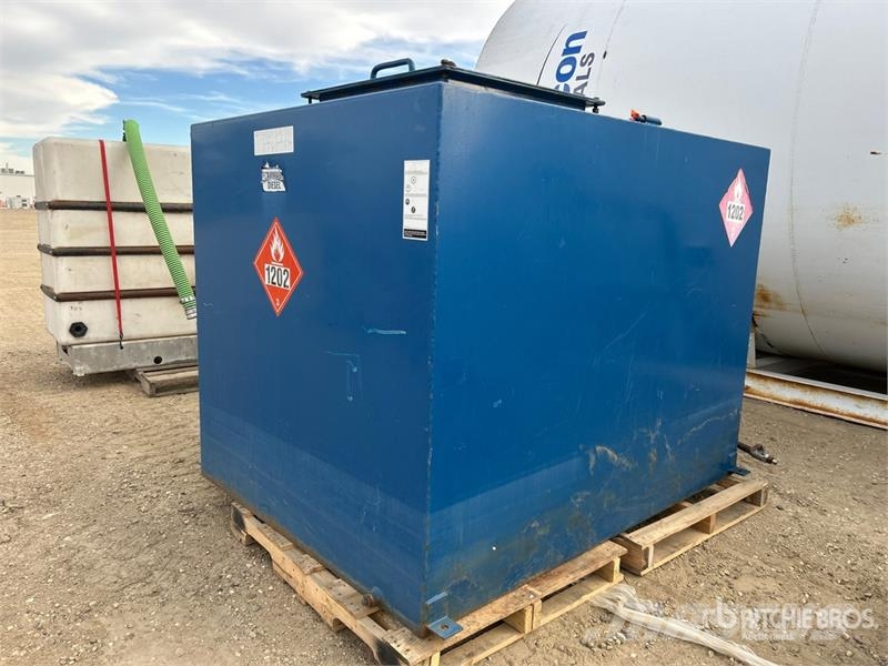 Steel Fuel Tank Kraftstoff- und Zusatzstoffbehälter