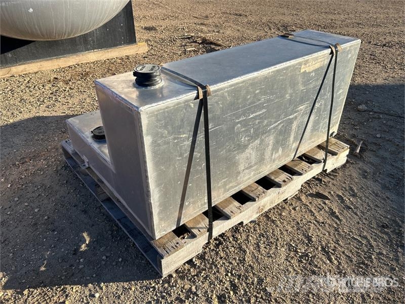  Steel L- Shape Slip Tank صهاريج الوقود والصهاريج الإضافية