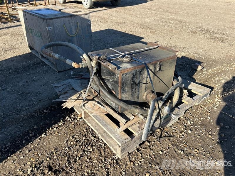  Steel Tank صهاريج الوقود والصهاريج الإضافية