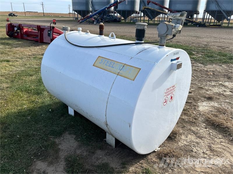 Steelcraft 2200 L Fuel Tank Fuel and additive tanks