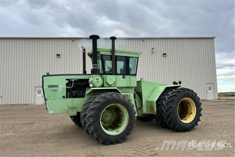 Steiger Cougar III ST-251 Articulated 4WD Tractor Muut maatalouskoneet