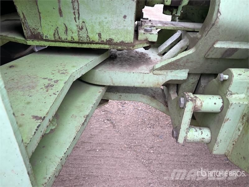 Steiger Cougar III ST-251 Articulated 4WD Tractor Muut maatalouskoneet