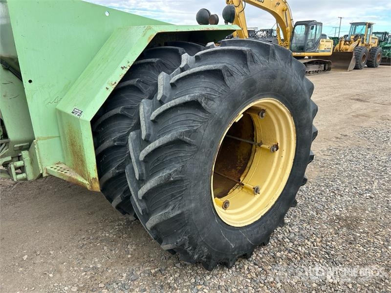 Steiger Cougar III ST-251 Articulated 4WD Tractor Muut maatalouskoneet