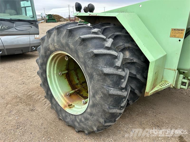 Steiger Cougar III ST-251 Articulated 4WD Tractor Muut maatalouskoneet