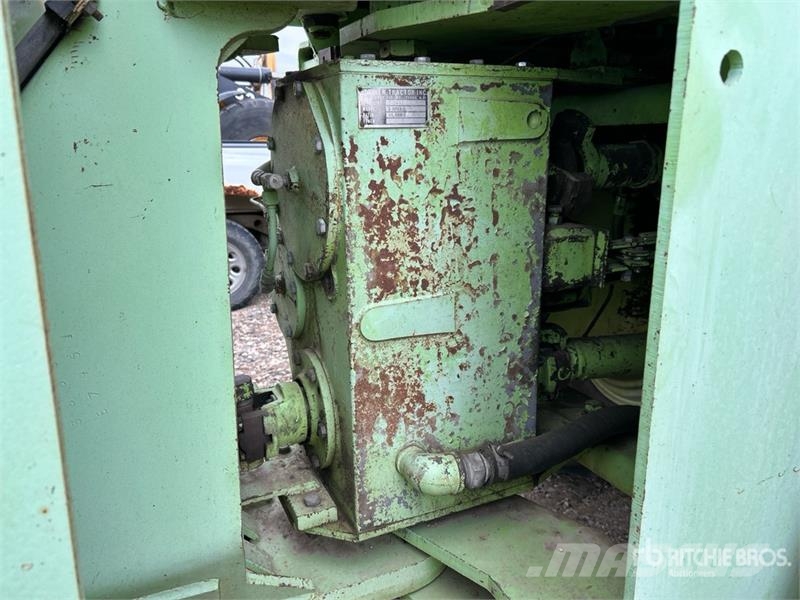 Steiger Cougar III ST-251 Articulated 4WD Tractor Muut maatalouskoneet