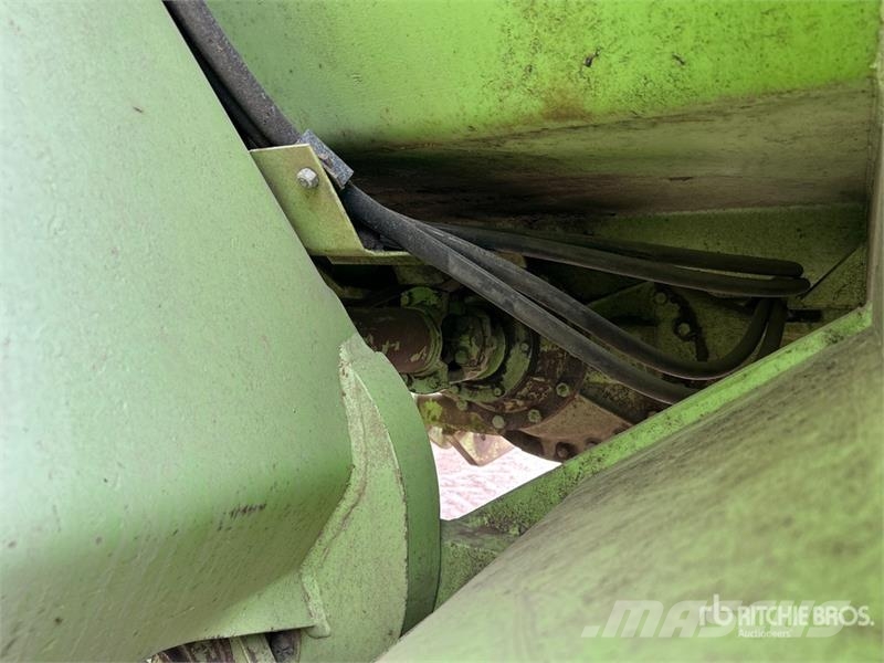 Steiger Cougar III ST-251 Articulated 4WD Tractor Muut maatalouskoneet