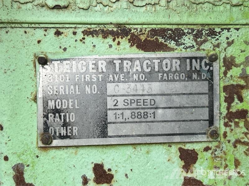 Steiger Cougar III ST-251 Articulated 4WD Tractor Muut maatalouskoneet