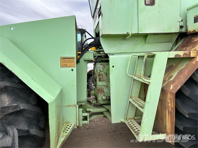 Steiger Cougar III ST-251 Articulated 4WD Tractor Muut maatalouskoneet
