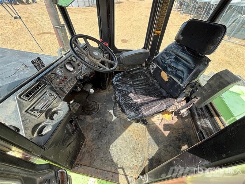 Steiger Panther III ST325 Articulated 4WD Tractor Landbrug - Andet
