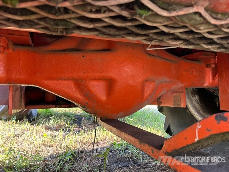 Steiger Tractor Inc Bearcat Articulated 4WD Tractor (Inope Lantbruk - Övrigt