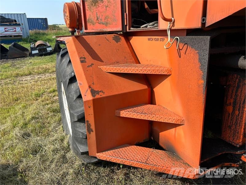 Steiger Tractor Inc Bearcat Articulated 4WD Tractor (Inope Lantbruk - Övrigt