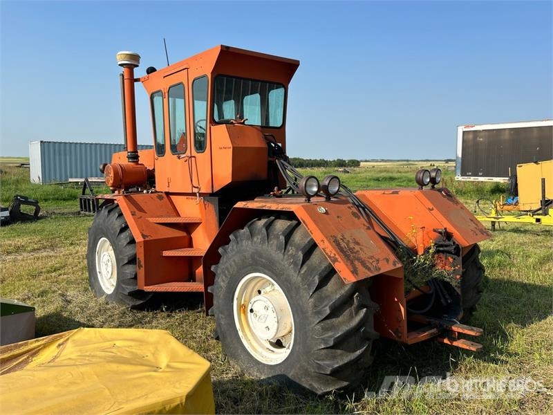 Steiger Tractor Inc Bearcat Articulated 4WD Tractor (Inope Lantbruk - Övrigt