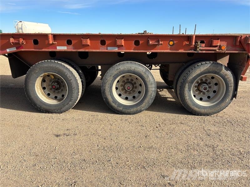 Stellar 53 ft Tri/A Flatbed 45 Ton Oilfield Trailer Verarbeitungsgeräte