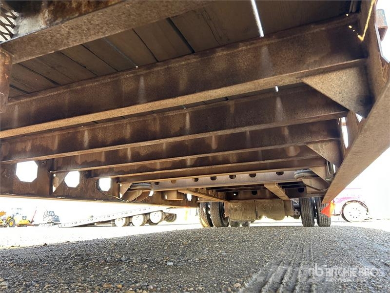Stellar 53 ft Tri/A Folding Neck Trailer لوادر منخفضة