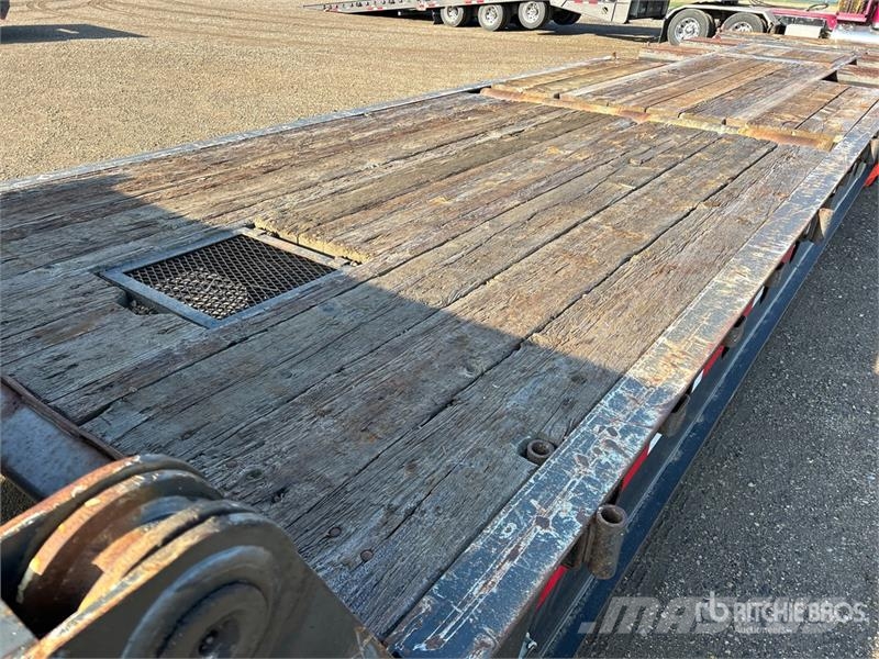 Stellar 53 ft Tri/A Folding Neck Trailer لوادر منخفضة