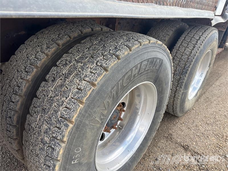 Sterling 1800 80000 lb Straight Boom on Sterling LT9500 6x4 Camiones grúa