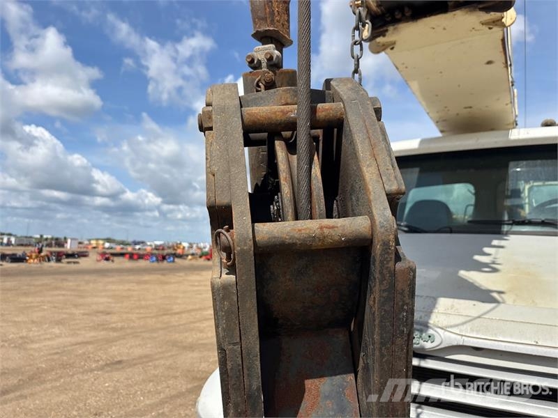 Sterling 1800 80000 lb Straight Boom on Sterling LT9500 6x4 Camiones grúa