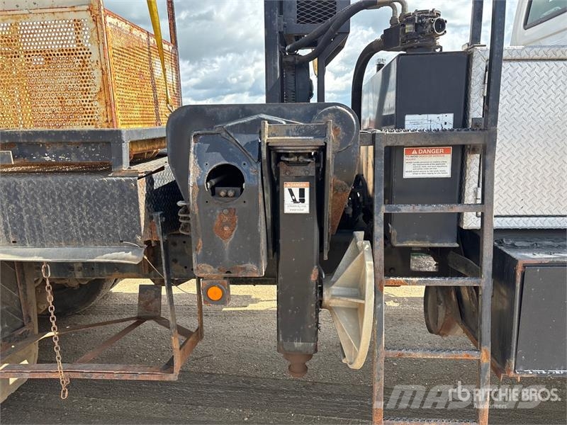 Sterling 1800 80000 lb Straight Boom on Sterling LT9500 6x4 Camiones grúa