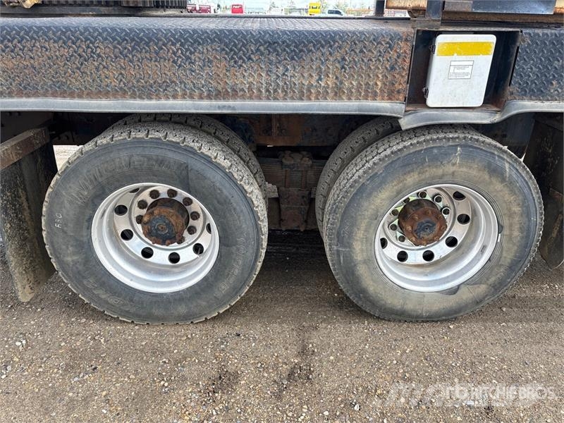 Sterling 1800 80000 lb Straight Boom on Sterling LT9500 6x4 Camiones grúa