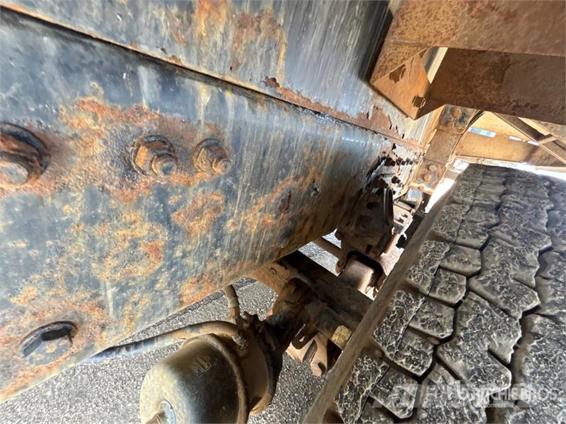 Sterling 1800 80000 lb Straight Boom on Sterling LT9500 6x4 Camiones grúa