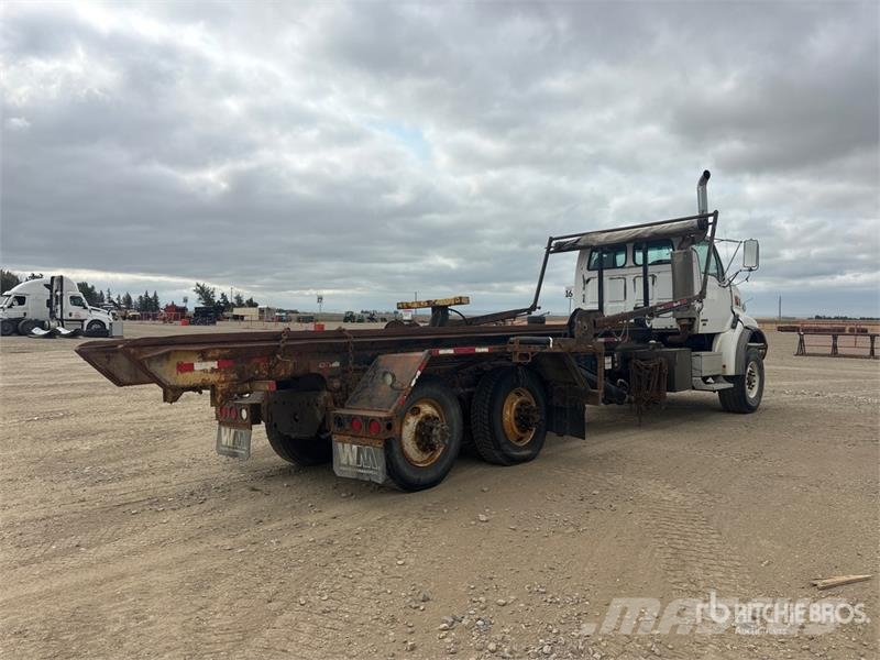 Sterling 6x4 Roll-Off Truck (Inoperable) Camiones portacubetas