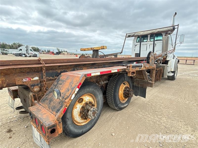Sterling 6x4 Roll-Off Truck (Inoperable) Camiones portacubetas