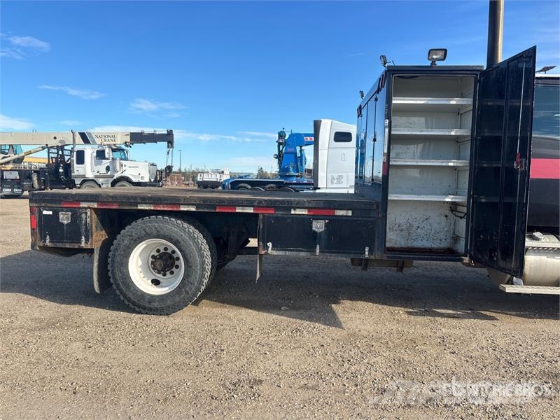 Sterling Acterra 4x2 Crew Cab Flatbed Truck Flakbilar