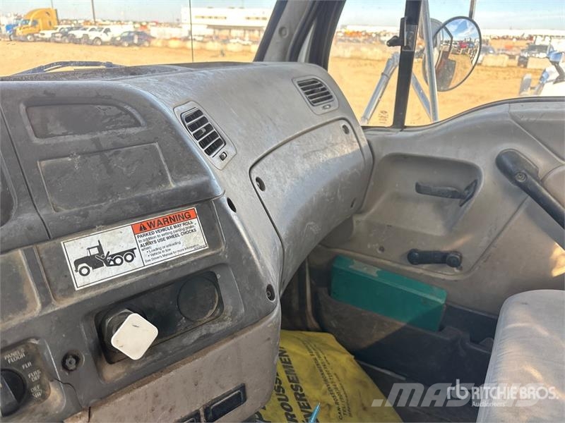 Sterling Acterra 4x2 Flatbed Truck 平ボディー