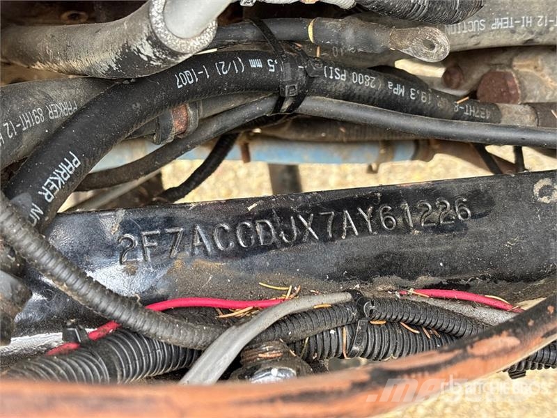 Sterling Acterra 4x2 Power Tong Truck (Inoperable) Oprema za preradu