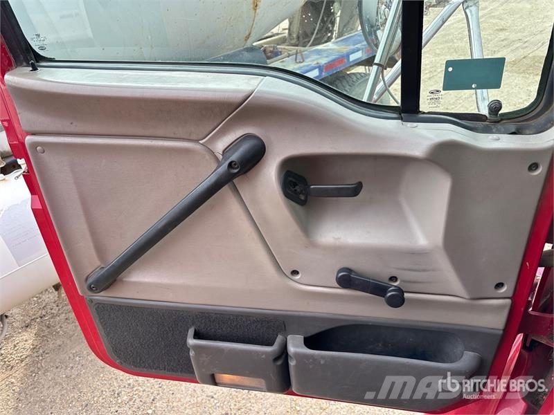 Sterling Acterra 4x2 Power Tong Truck (Inoperable) Oprema za preradu