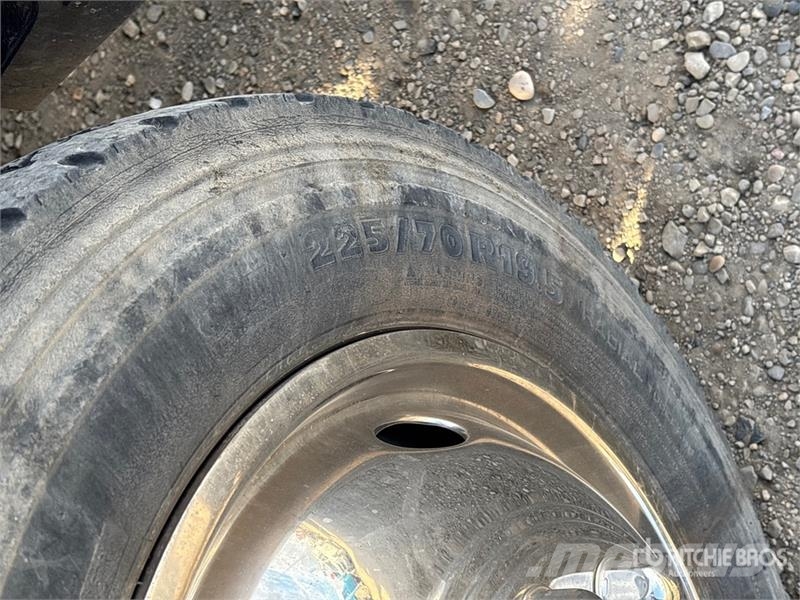 Sterling Bullet Lastbil med lad/Flatbed