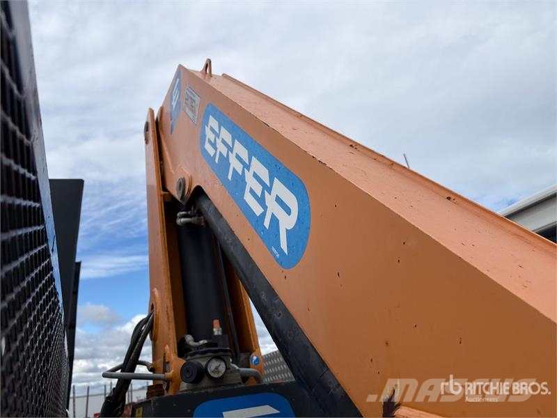 Sterling Effer 95 4S 7054 lb Knuckle Boom on Sterling Acte Kamioni sa kranom