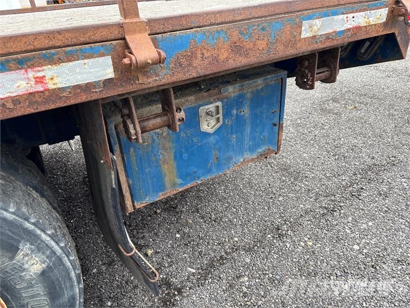 Sterling Effer 95 4S 7054 lb Knuckle Boom on Sterling Acte Kamioni sa kranom