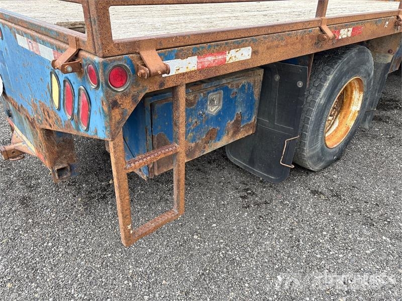Sterling Effer 95 4S 7054 lb Knuckle Boom on Sterling Acte Kamioni sa kranom
