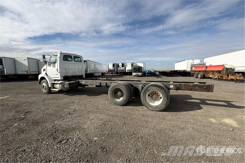 Sterling L8500 6x4 Cab and Chassis Kabine i unutrašnjost