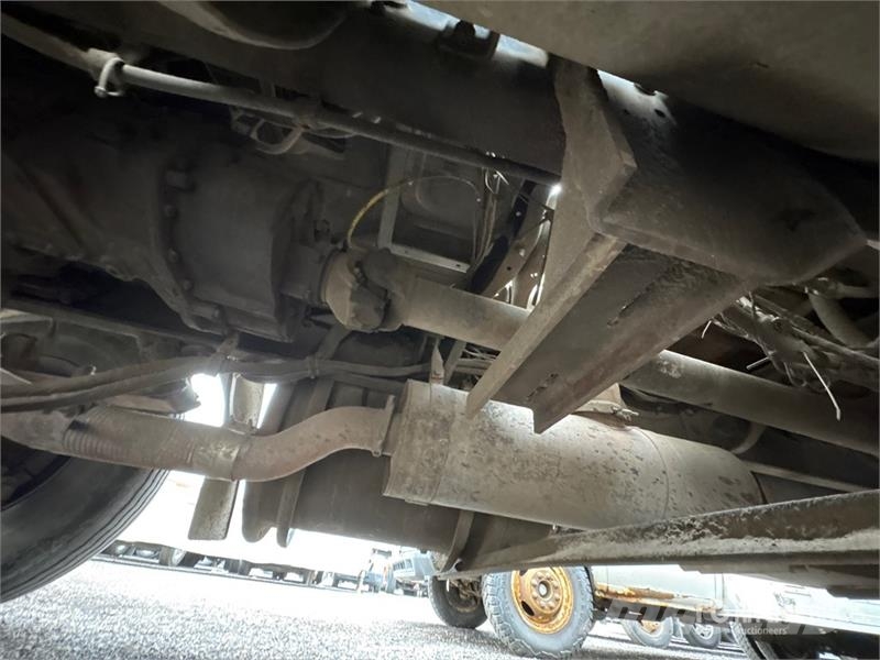 Sterling L8513 4x2 Service Truck Kommunalt / generelt kjøretøy