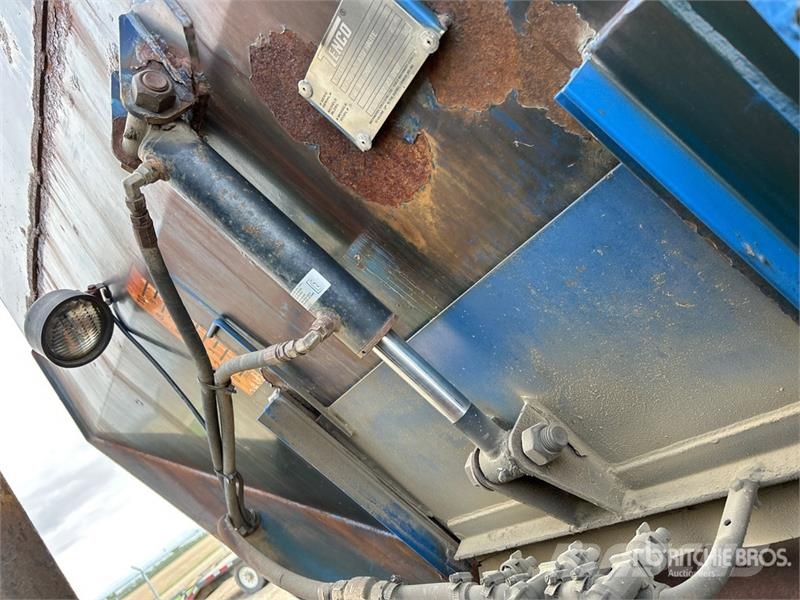 Sterling L9500 Kommunalt / generelt kjøretøy