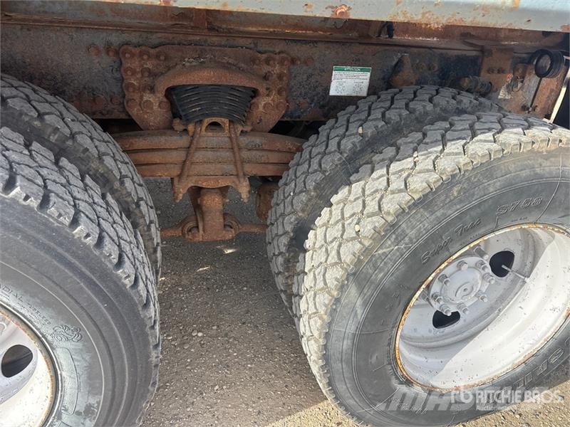 Sterling L9500 Komunalna vozila