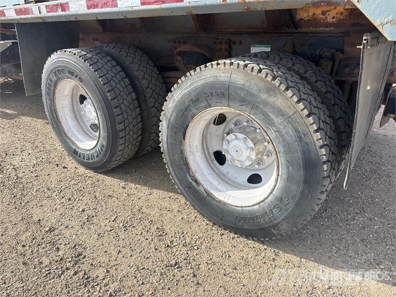 Sterling L9500 Komunalna vozila