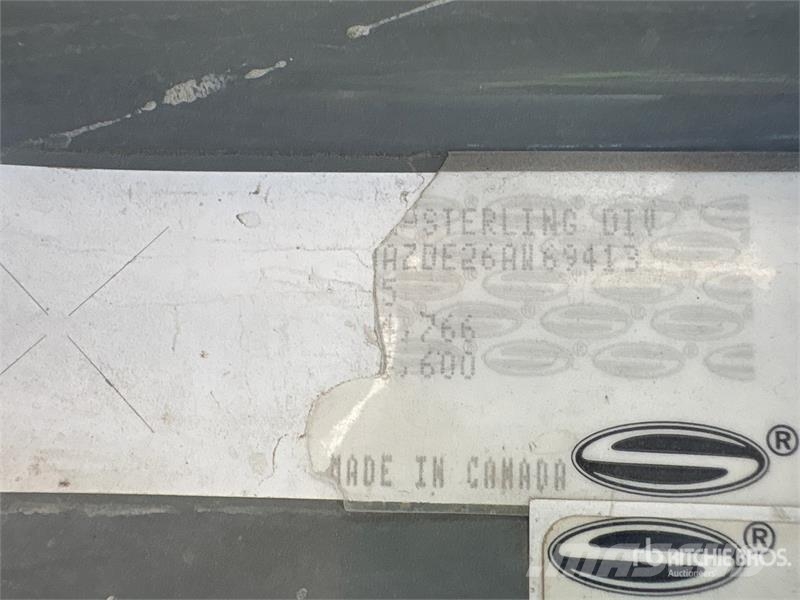 Sterling L9500 شاحنات خرسانة