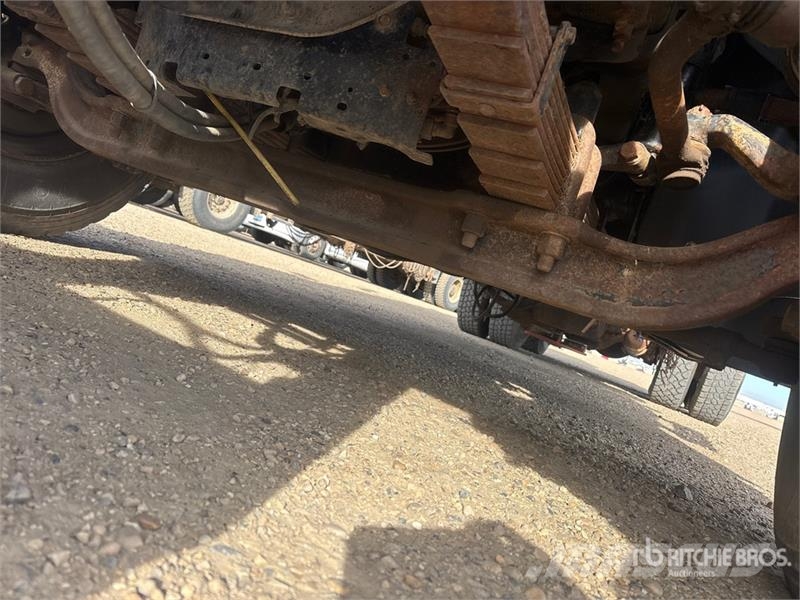 Sterling L9500 Komunalna vozila