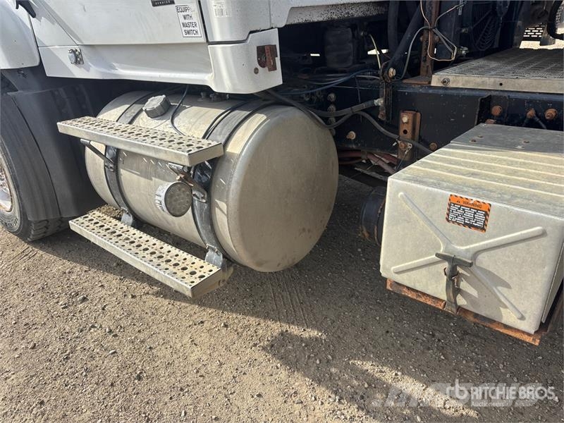 Sterling L9500 Komunalna vozila