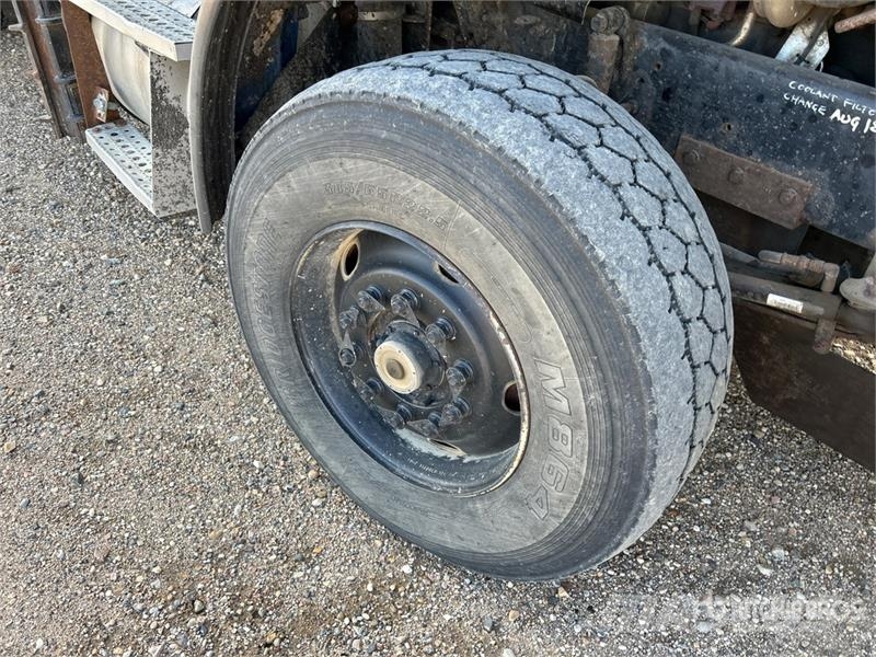 Sterling L9500 Kommunalt / generelt kjøretøy